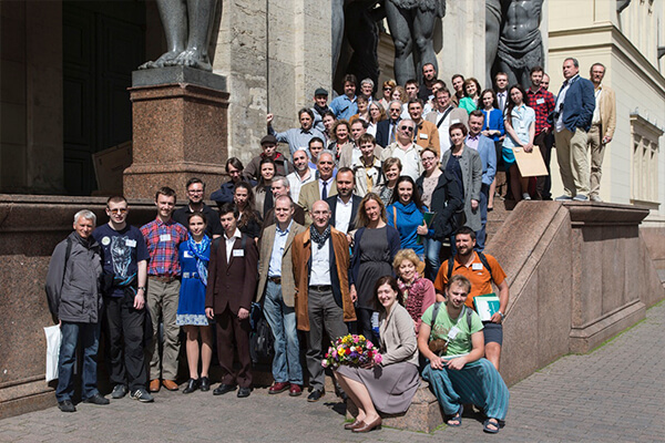 Участники конференции ВА2015 у Нового Эрмитажа.