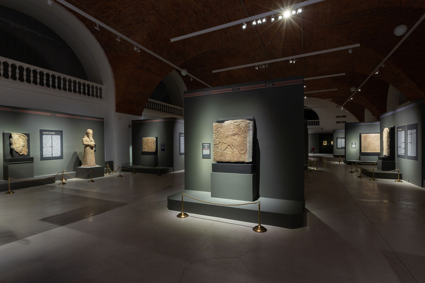 Выставка из Британского музея в Манеже Малого эрмитажа